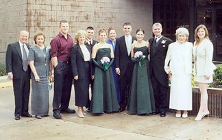Shaun with his Dad's side of the family.... Doc, Betty, Colt, Barbara, Patrick, Natalie, Chandra, Shaun, Nicloe, Mike, Margaret