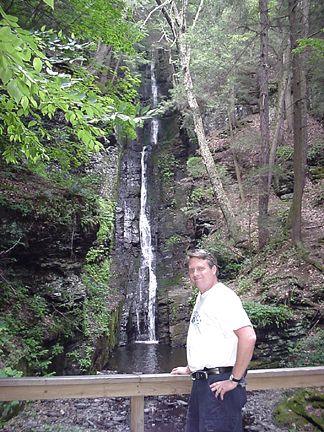 Roger at Silver Thread Falls in Dingman Falls park.&nbsp; This isn't the main falls here but it's beatiful none-the-less.&nbsp; I'd guess it's about 70' high.