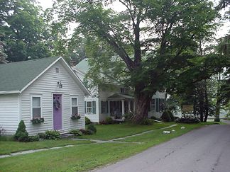 The Roebling Inn - We stayed in cottage in front - the main house behind has B&B rooms as well.&nbsp; The Deleware River is just ahead at the bend in the road